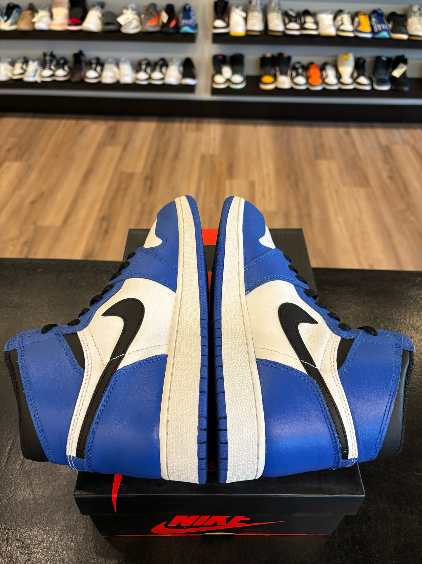 Jordan 1 Game Royal Size 7Y (8.5W) Pre-Owned