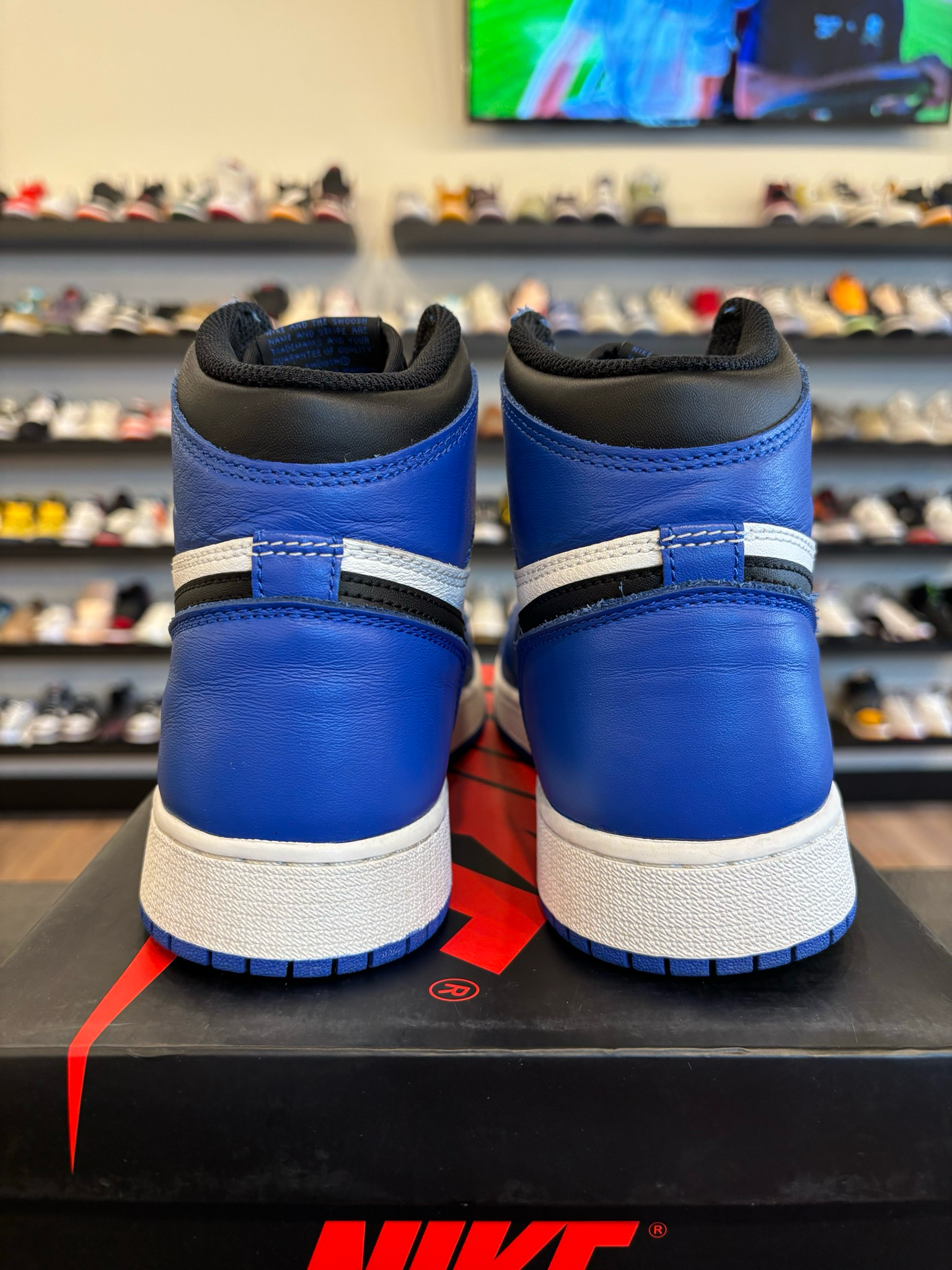 Jordan 1 Game Royal Size 7Y (8.5W) Pre-Owned