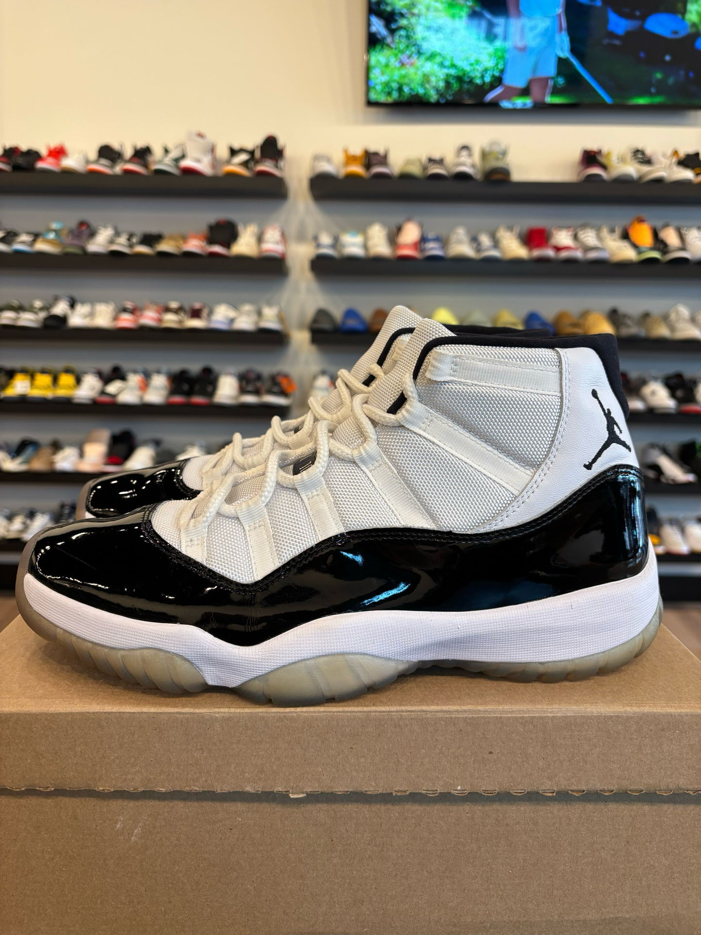 Jordan 11 Concord Size 11.5 Pre-Owned (No Box)