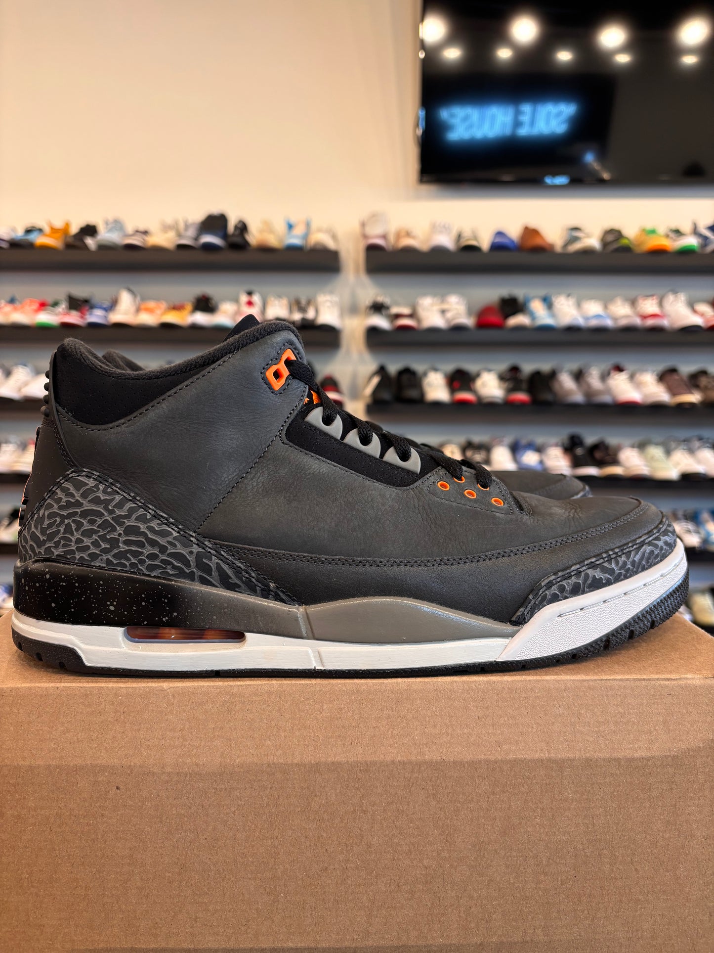 Jordan 3 Fear Size 13 Pre-Owned (No Box)