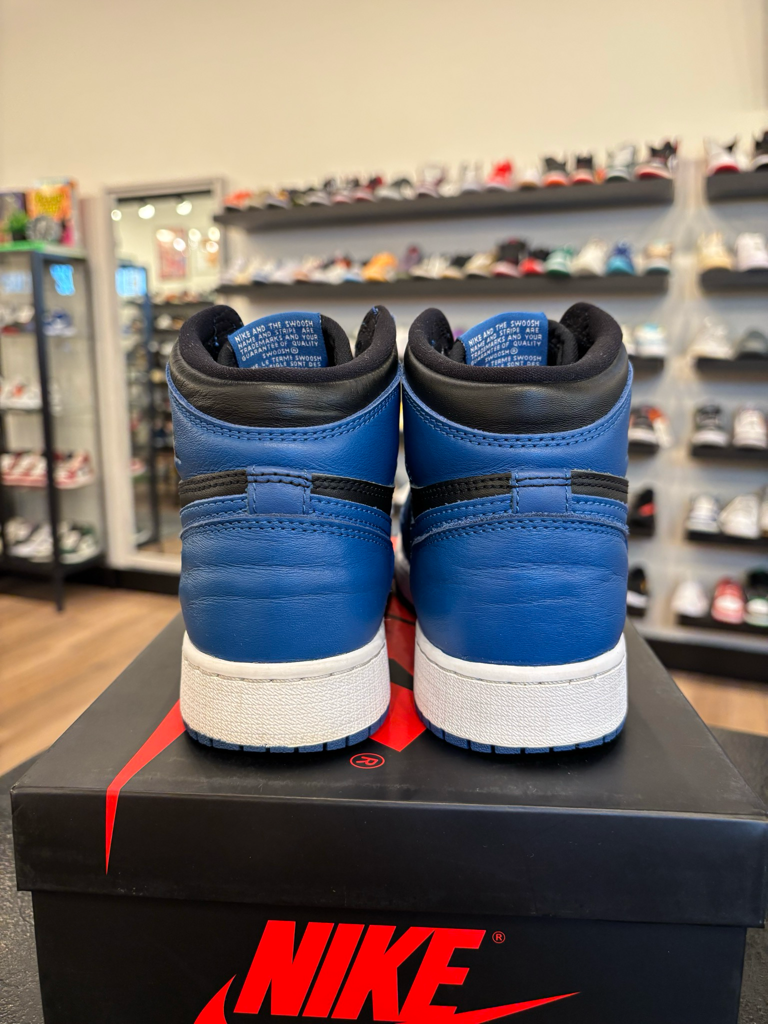 Jordan 1 Marina Blue Size 5.5Y (7W) Pre-Owned