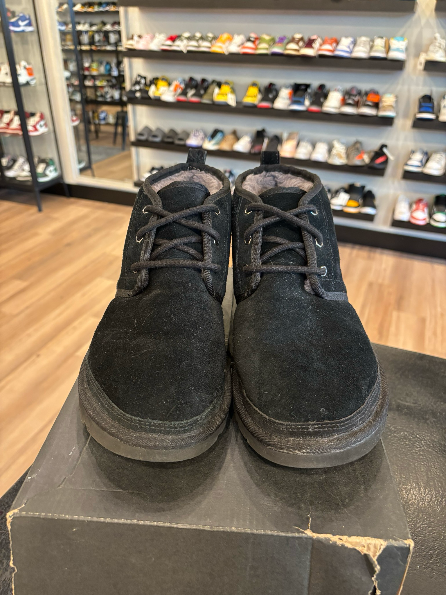 UGG Neumel Black Size 11 Pre-Owned