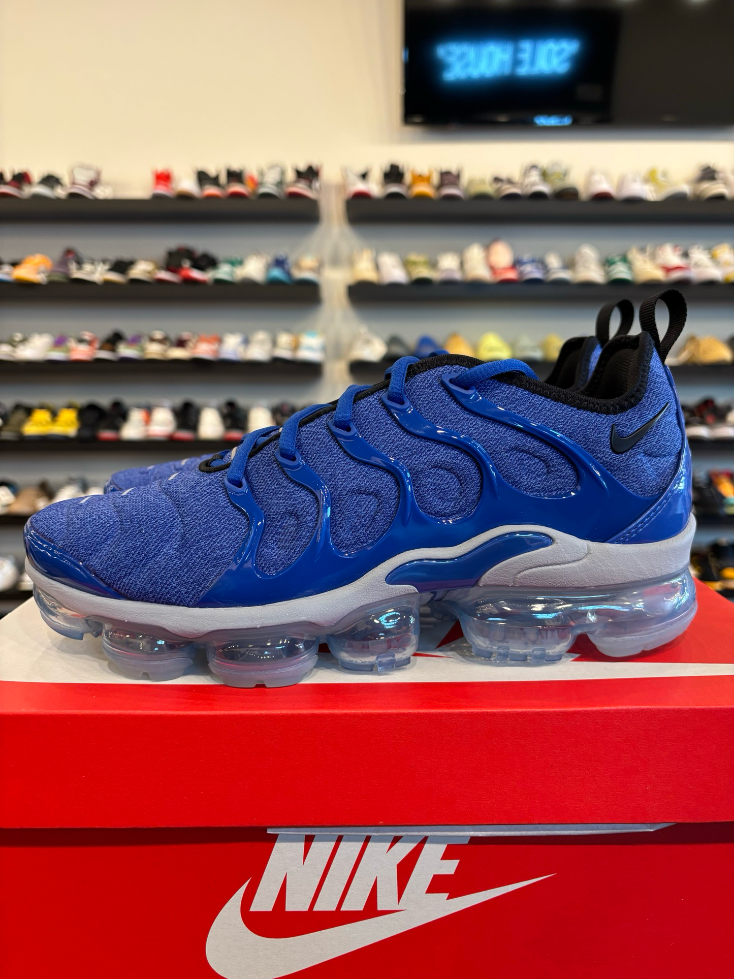 Nike VaporMax Game Royal Size 8 Brand New