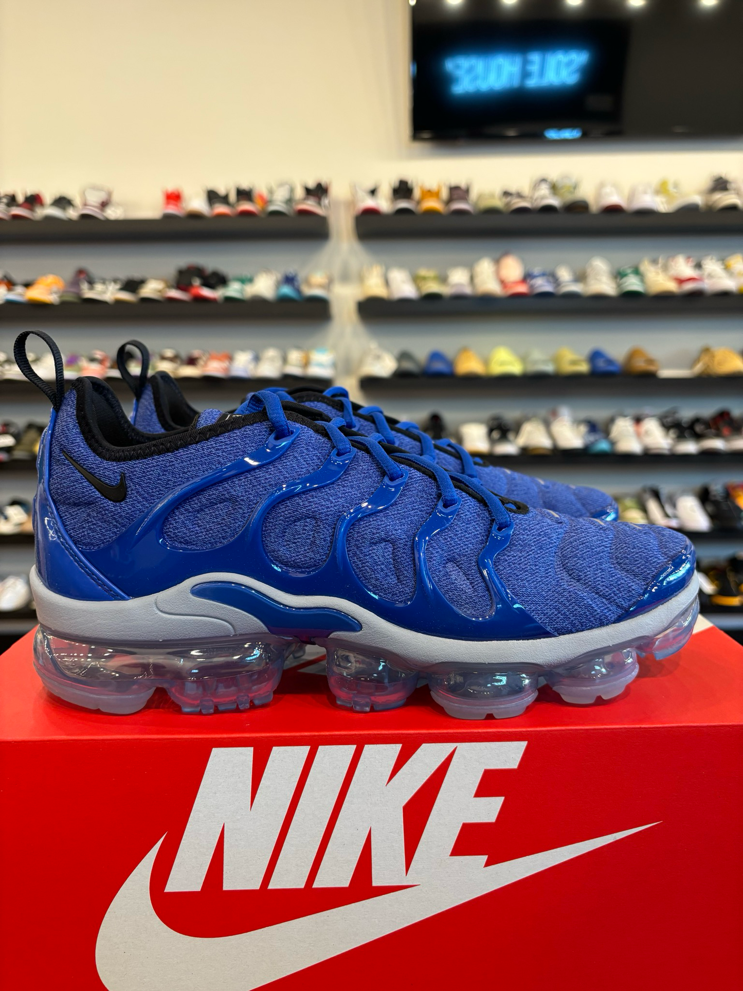 Nike VaporMax Game Royal Size 8 Brand New