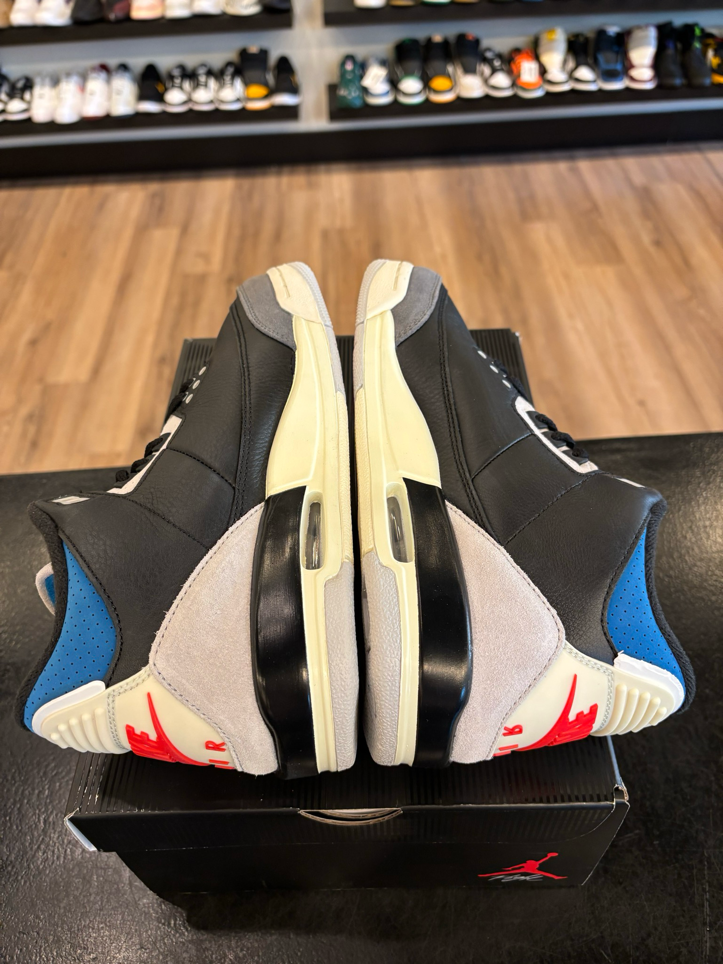 Jordan 3 Rare Air Size 7Y (8.5W) Brand New