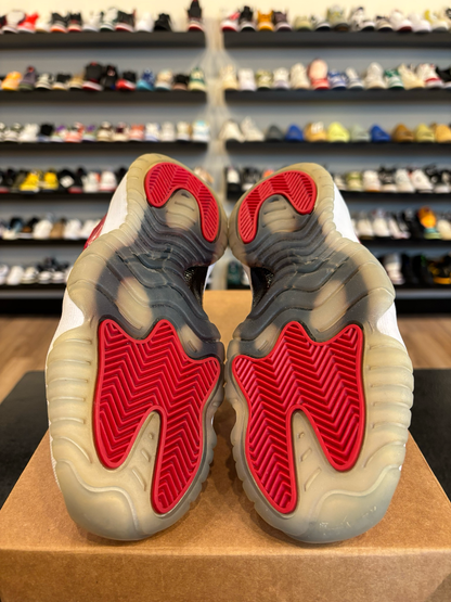 Jordan 11 Win Like 96 Size 4Y (5.5W) Pre-Owned (No Box)