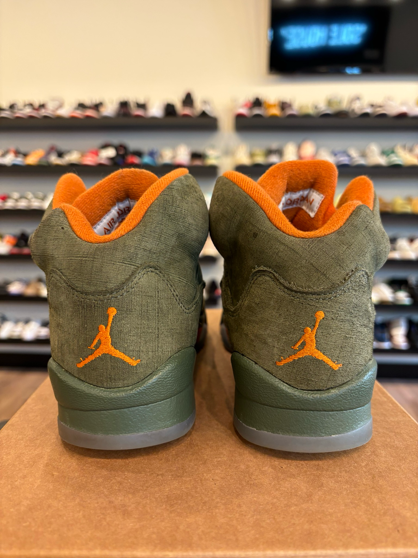 Jordan 5 Olive Size 5.5Y (7W) Pre-Owned (No Box)