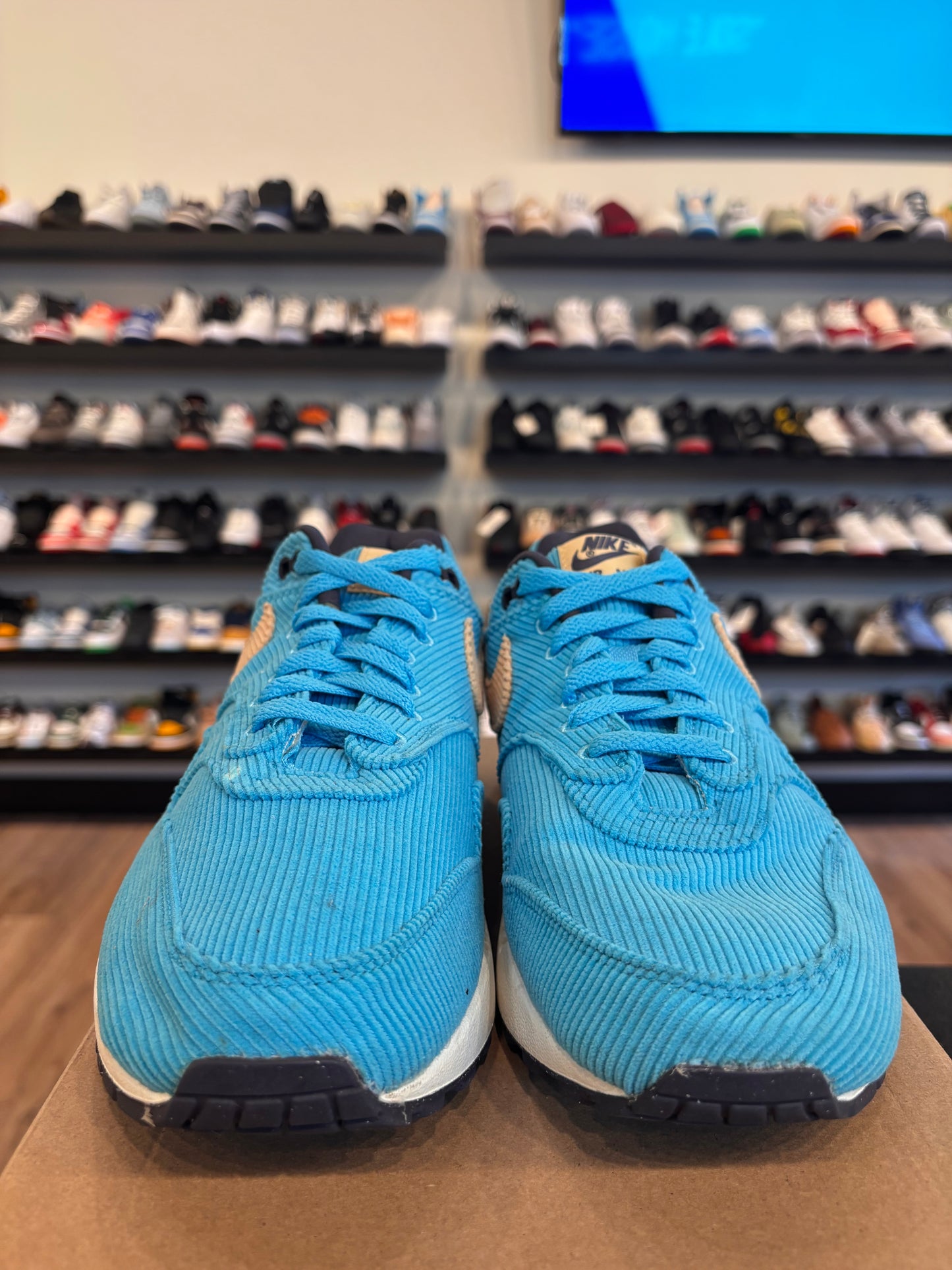 Nike Air Max 1 Blue Cord Size 11 Pre-Owned (No Box)