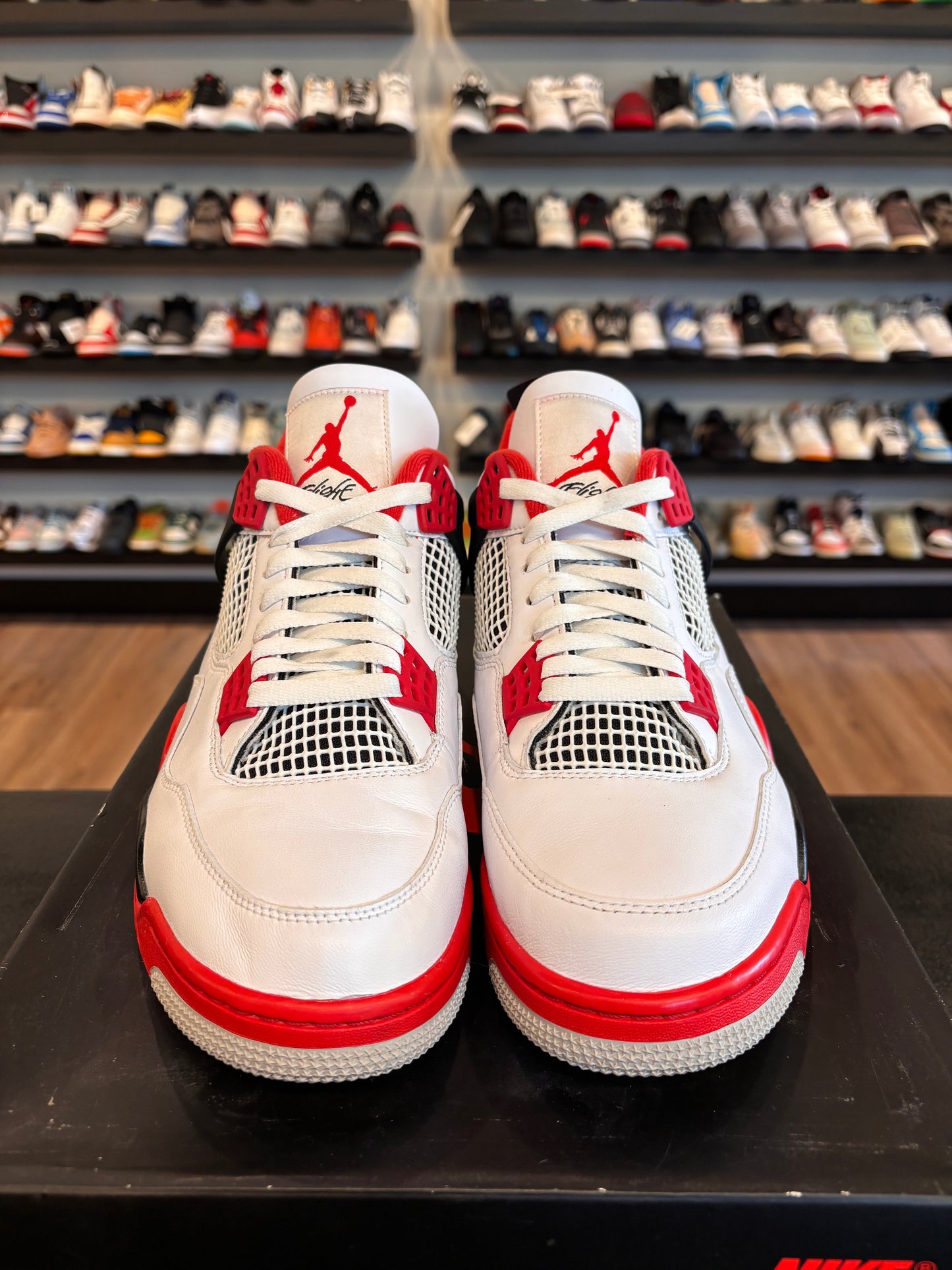 Jordan 4 Fire Red 2020 Size 11.5 Pre-Owned
