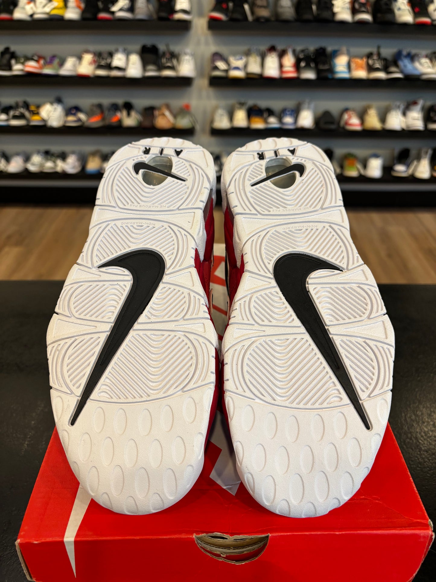 Nike Uptempo Bulls Hoops Pack Size 7Y (8.5W) Brand New