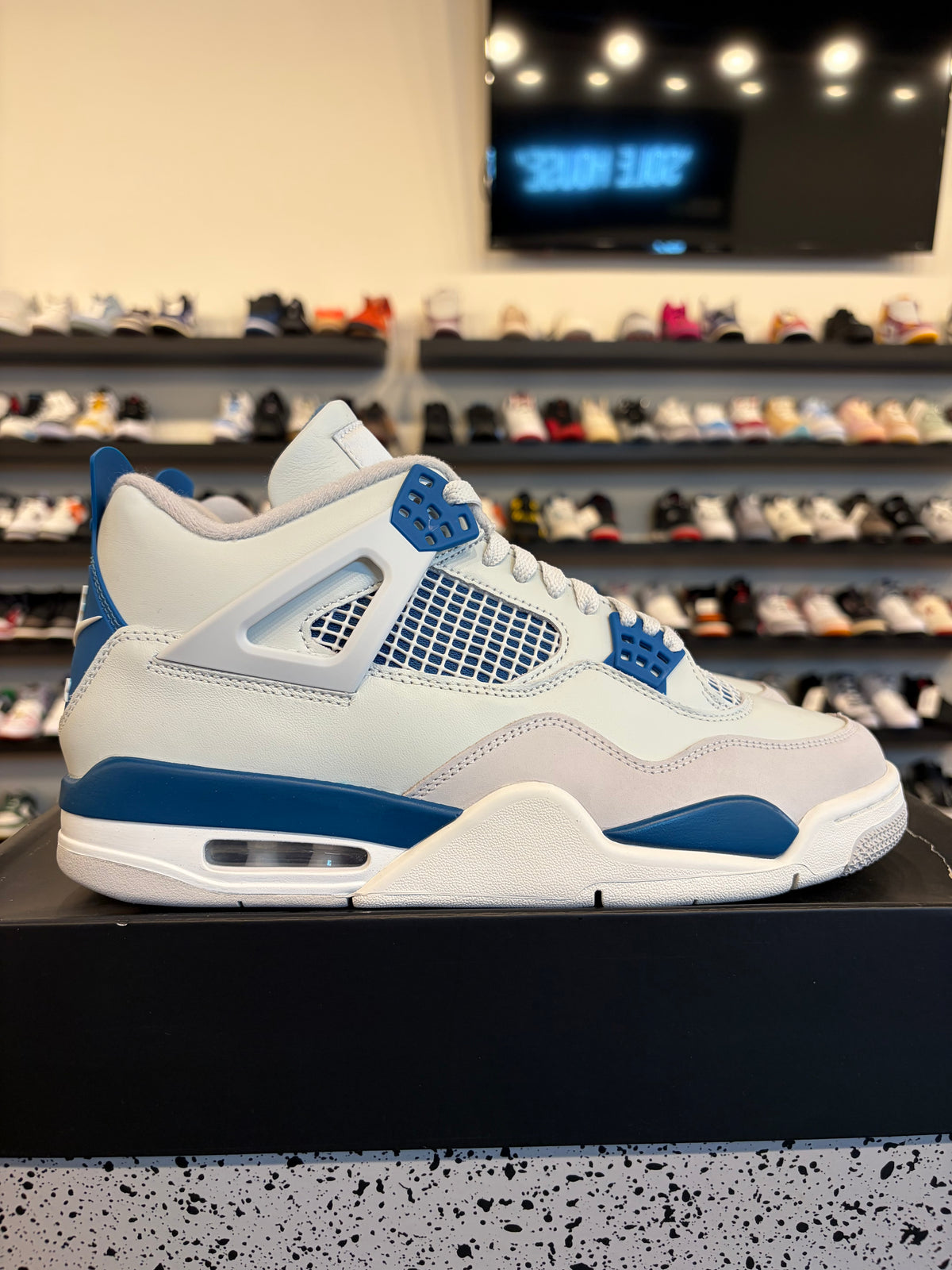 Jordan 4 Military Blue 2024 Size 11.5 Brand New