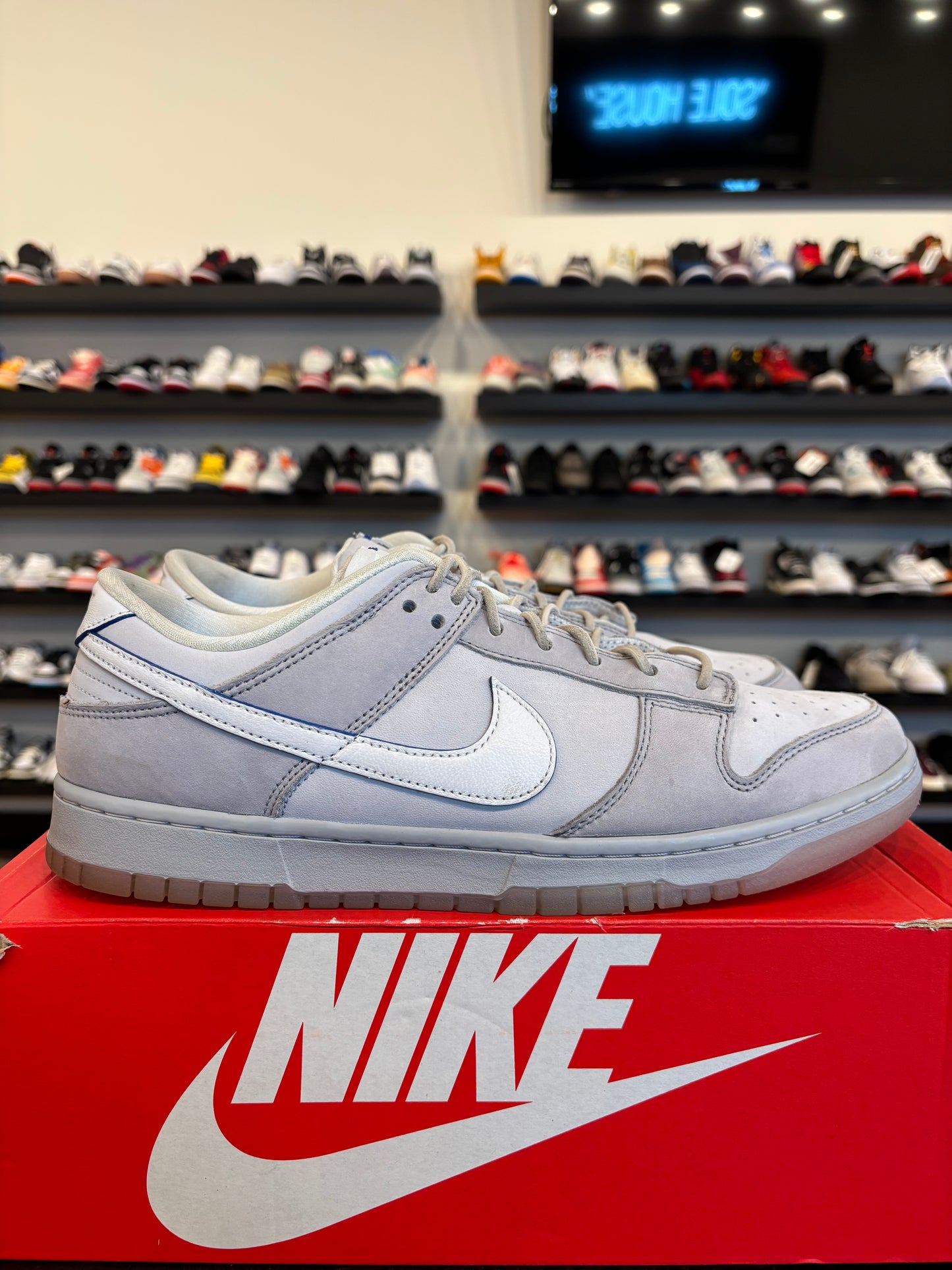 Nike Dunk Low Pure Platinum Size 12 Pre-Owned