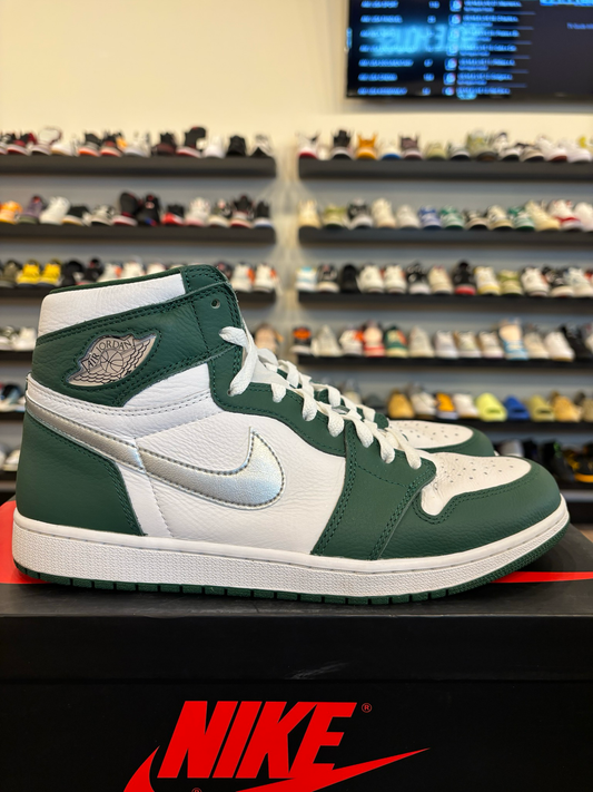 Jordan 1 Gorge Green Size 11 Pre-Owned