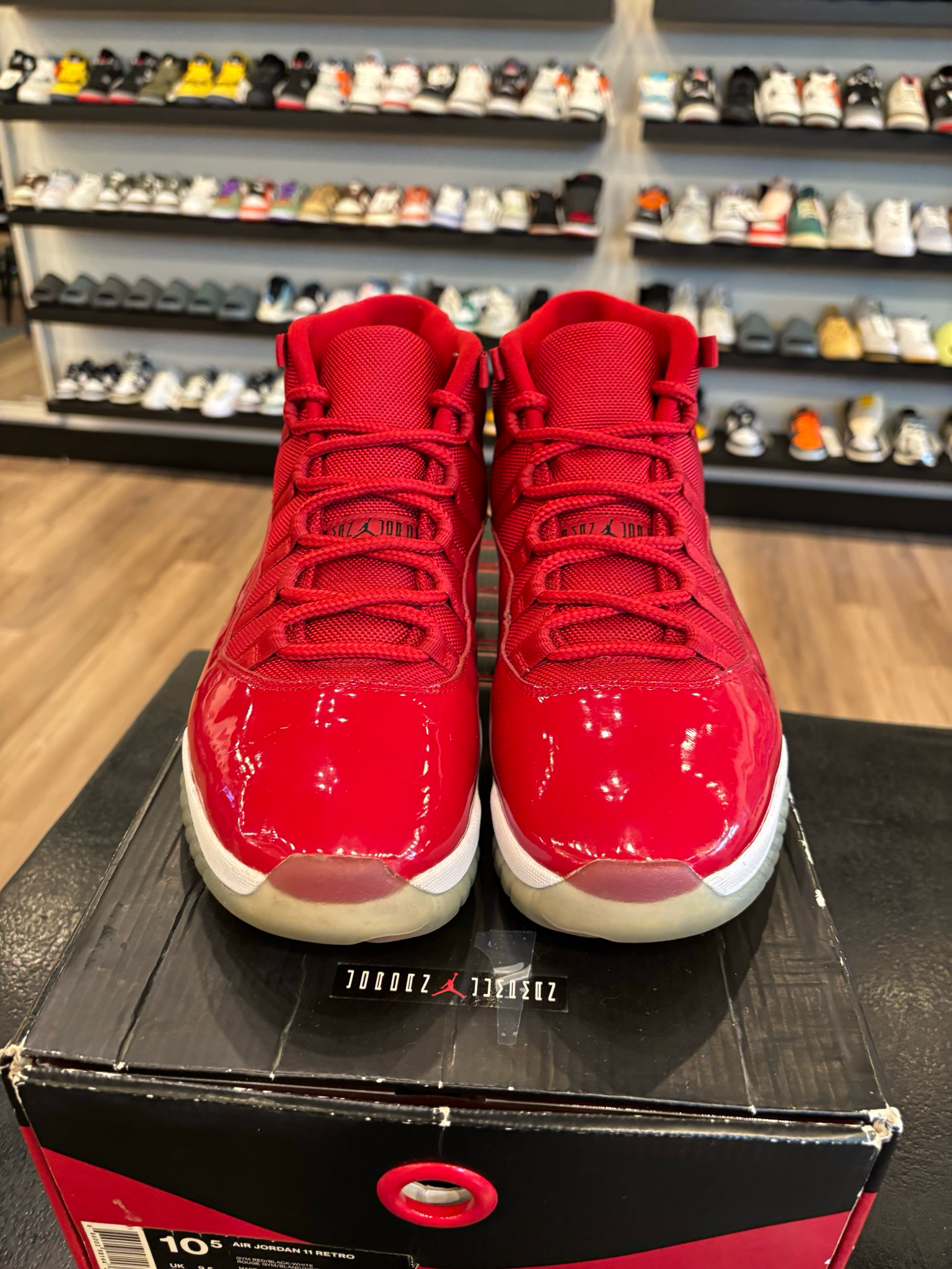 Jordan 11 Win Like 96 Size 10.5 Pre-Owned