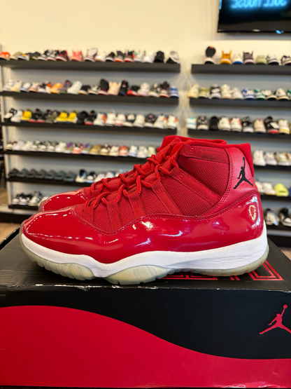 Jordan 11 Win Like 96 Size 10.5 Pre-Owned
