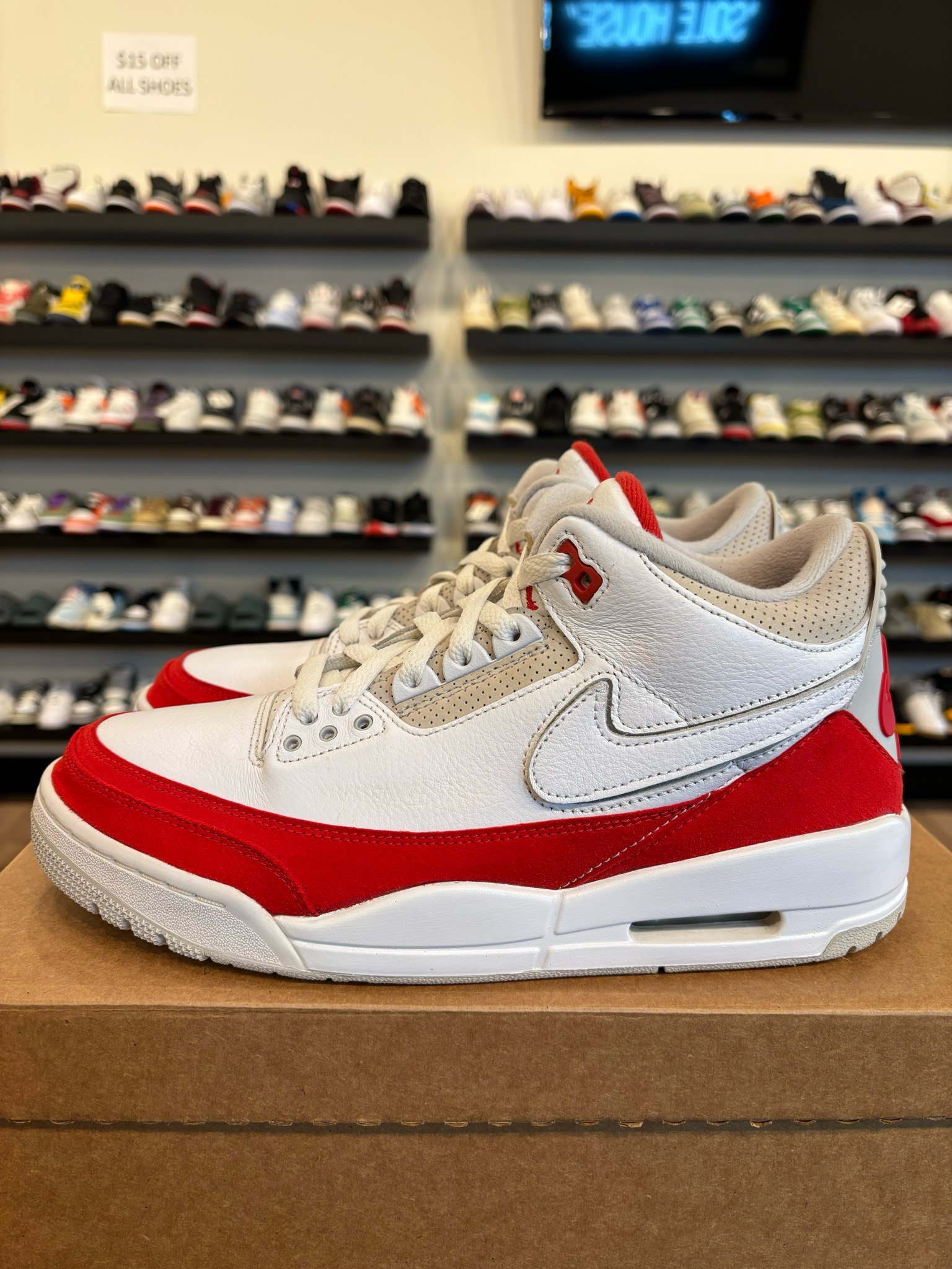Jordan 3 Tinker Size 8 Pre-Owned