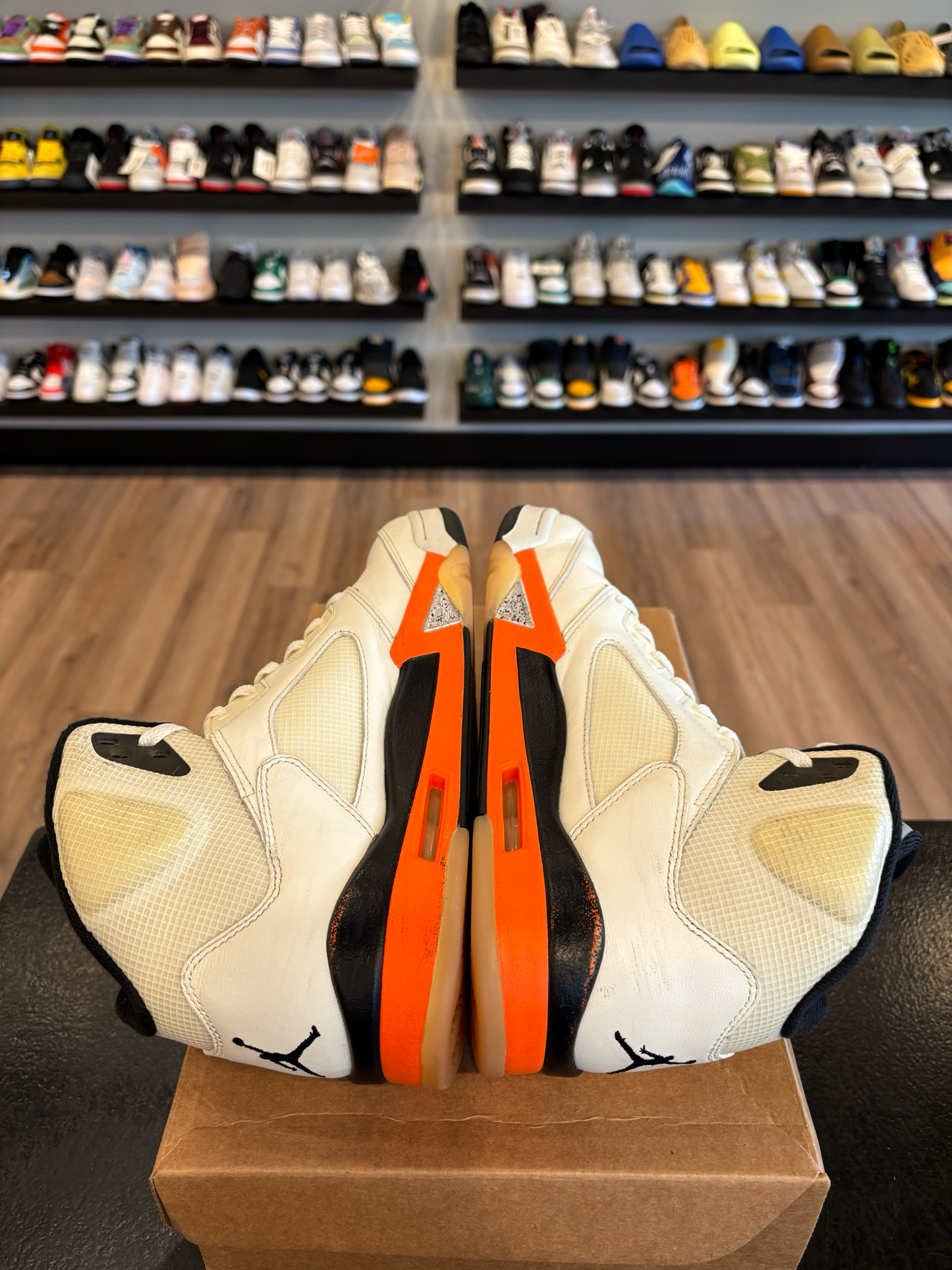 Jordan 5 Shattered Backboard Size 9 Pre-Owned (No Box)