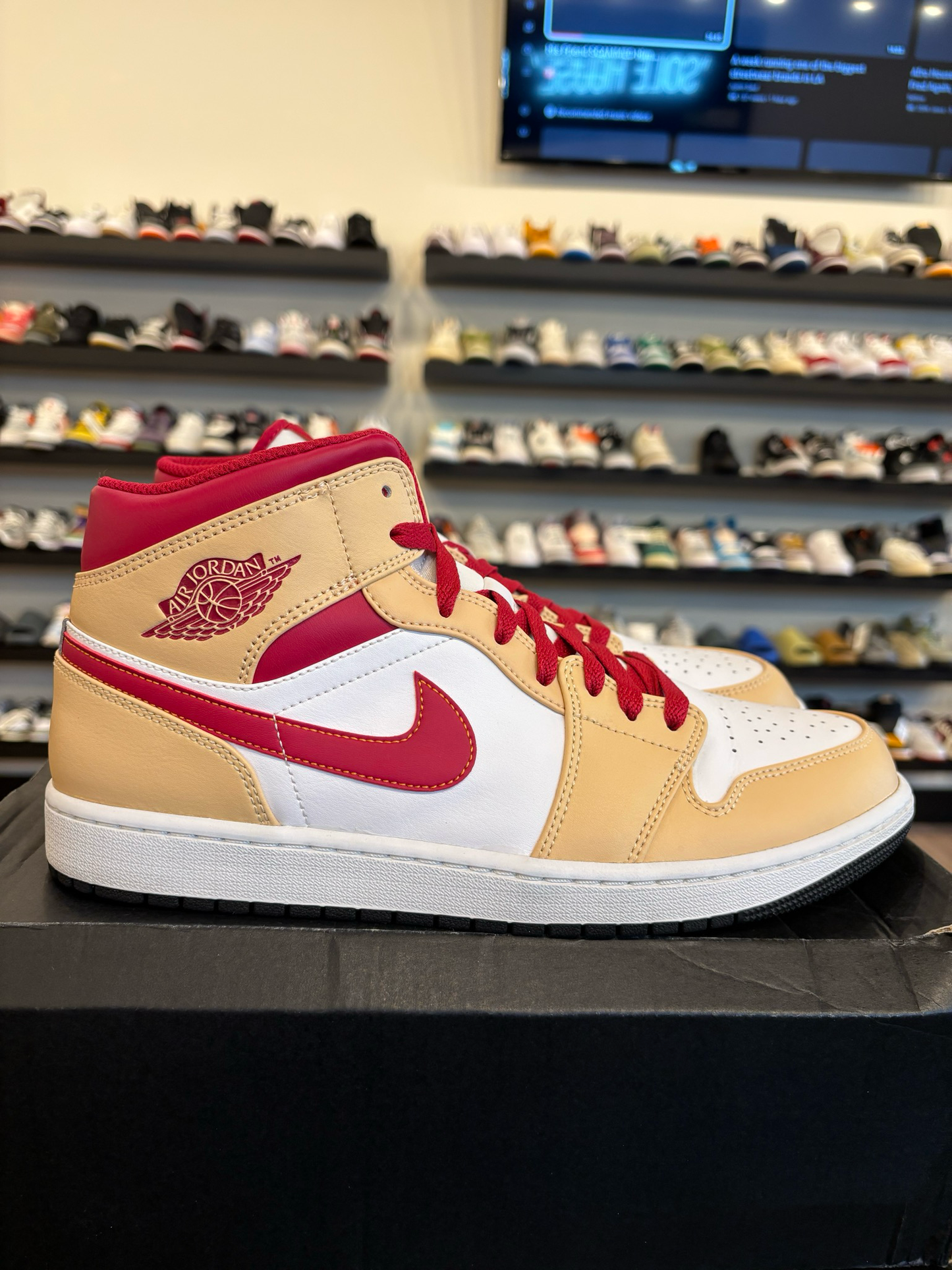 Jordan 1 Mid Cardinal Curry Size 11.5 Pre-Owned