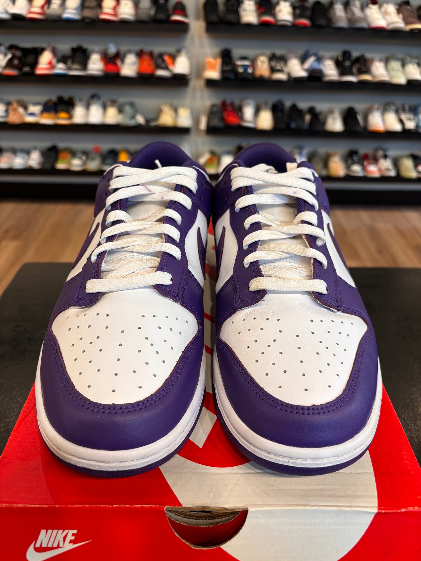 Nike Dunk Low Court Purple Size 11.5 Pre-Owned