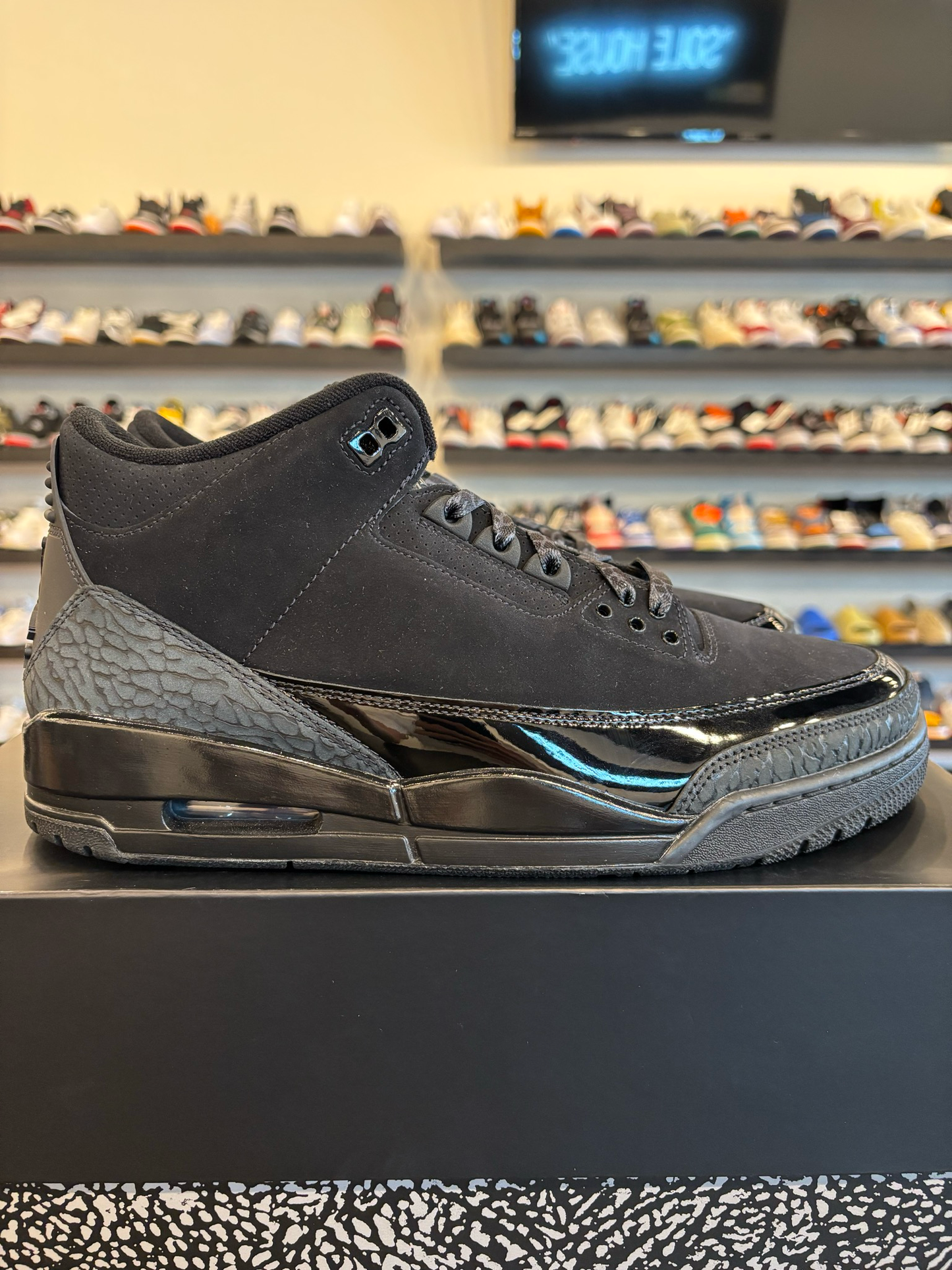 Jordan 3 Black Cat 2025 Size 11 Brand New (A)
