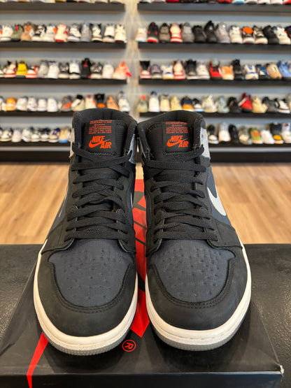 Jordan 1 Gore-Tex Black Size 10.5 Pre-Owned