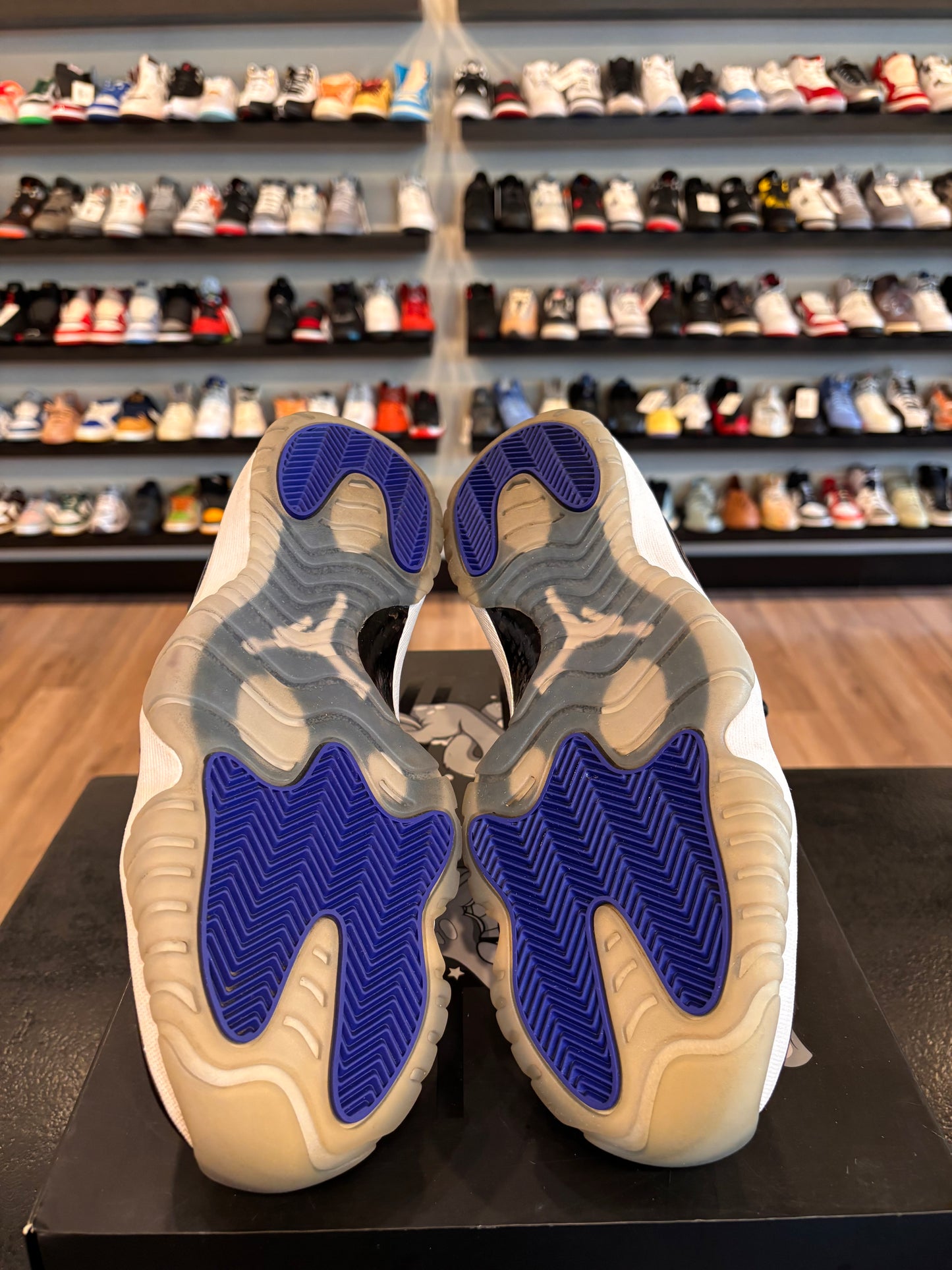 Jordan 11 Space Jam Size 10.5 Pre-Owned