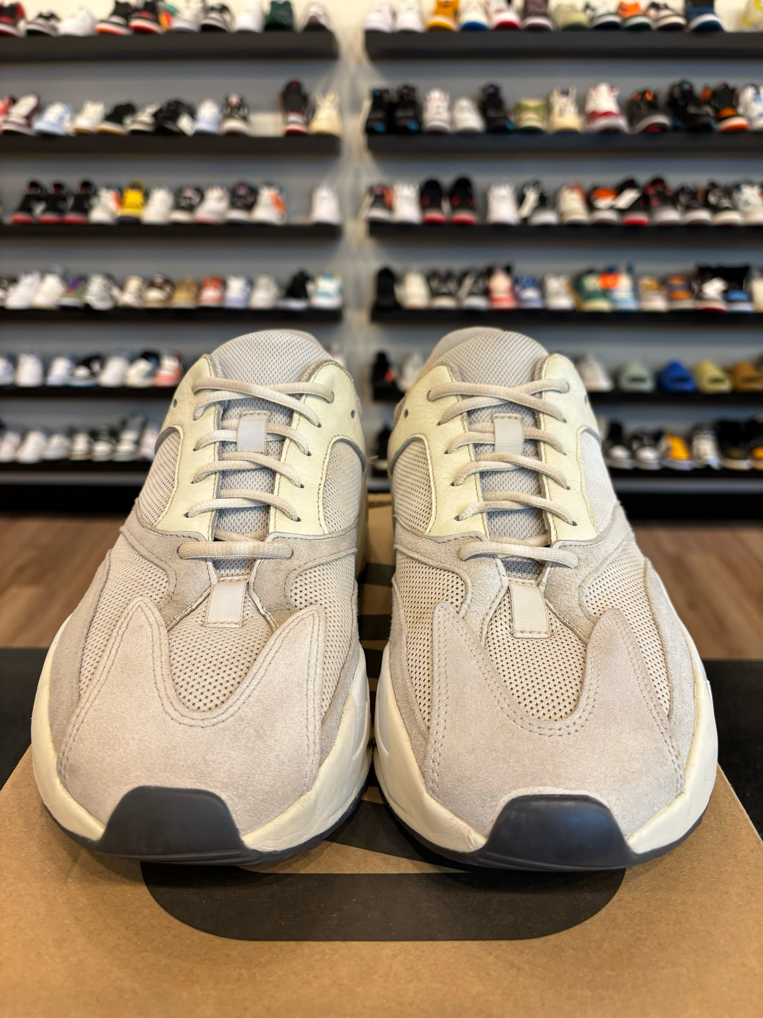 Yeezy 700 Analog Size 12 Pre-Owned