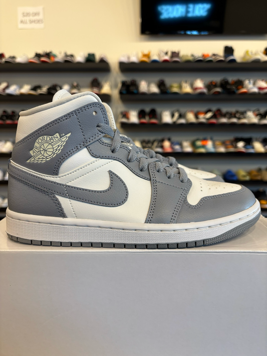 Jordan 1 Mid Cool Grey Size 5.5Y (7W) Pre-Owned