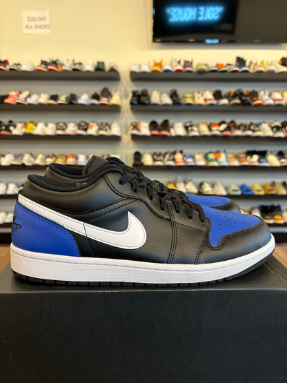 Jordan 1 Low Royal Toe Size 10.5 Pre-Owned
