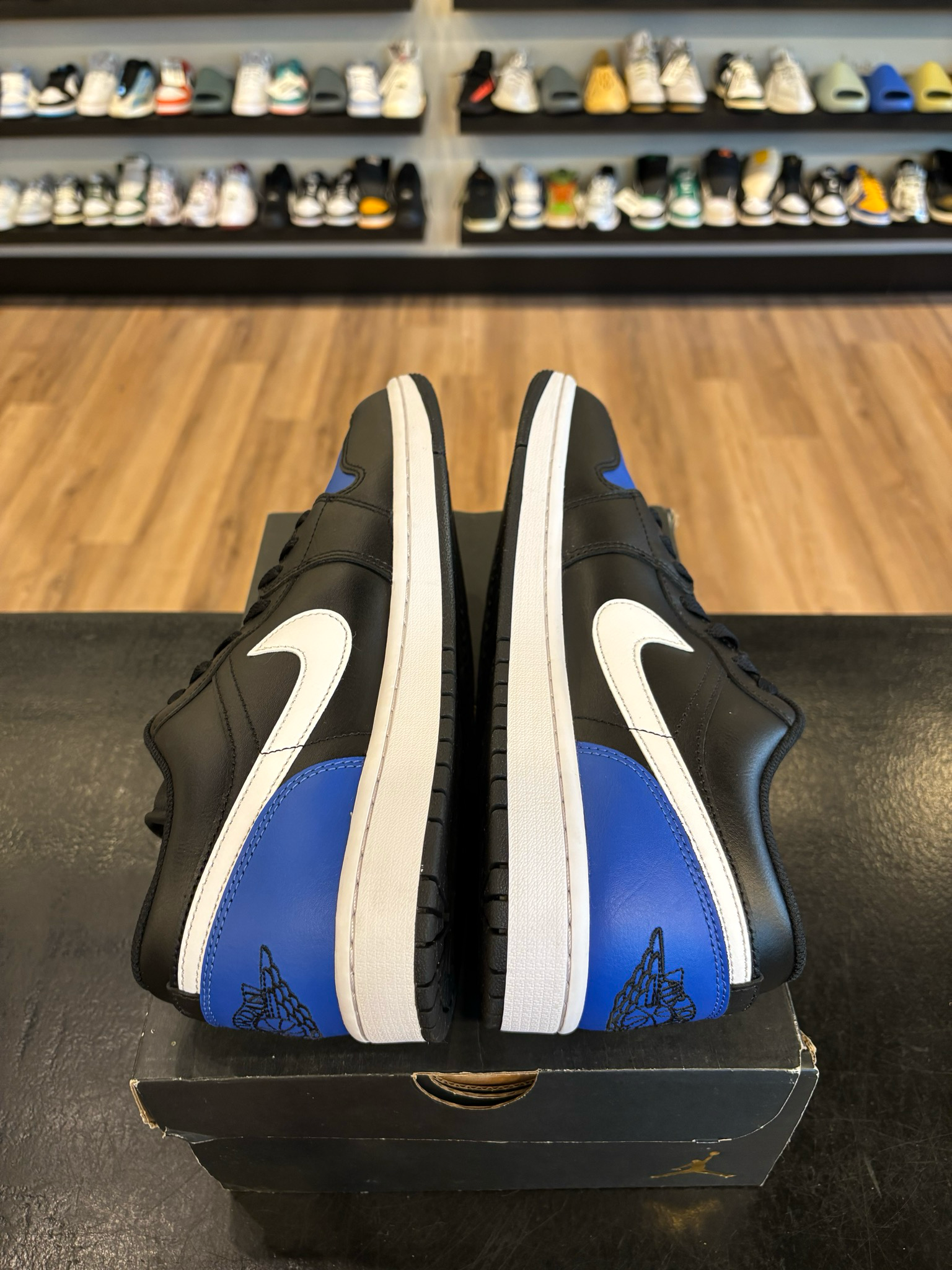 Jordan 1 Low Royal Toe Size 10.5 Pre-Owned