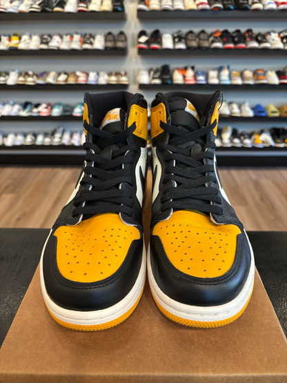 Jordan 1 Taxi Size 10 Pre-Owned (No Box) (C)