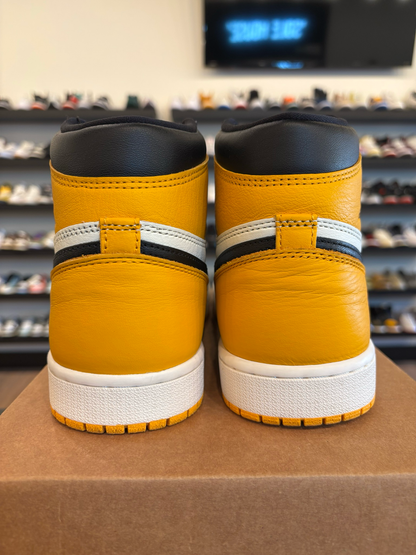 Jordan 1 Taxi Size 10 Pre-Owned (No Box) (C)