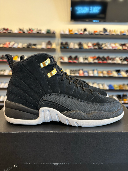 Jordan 12 Reverse Taxi Size 4Y (5.5W) Pre-Owned