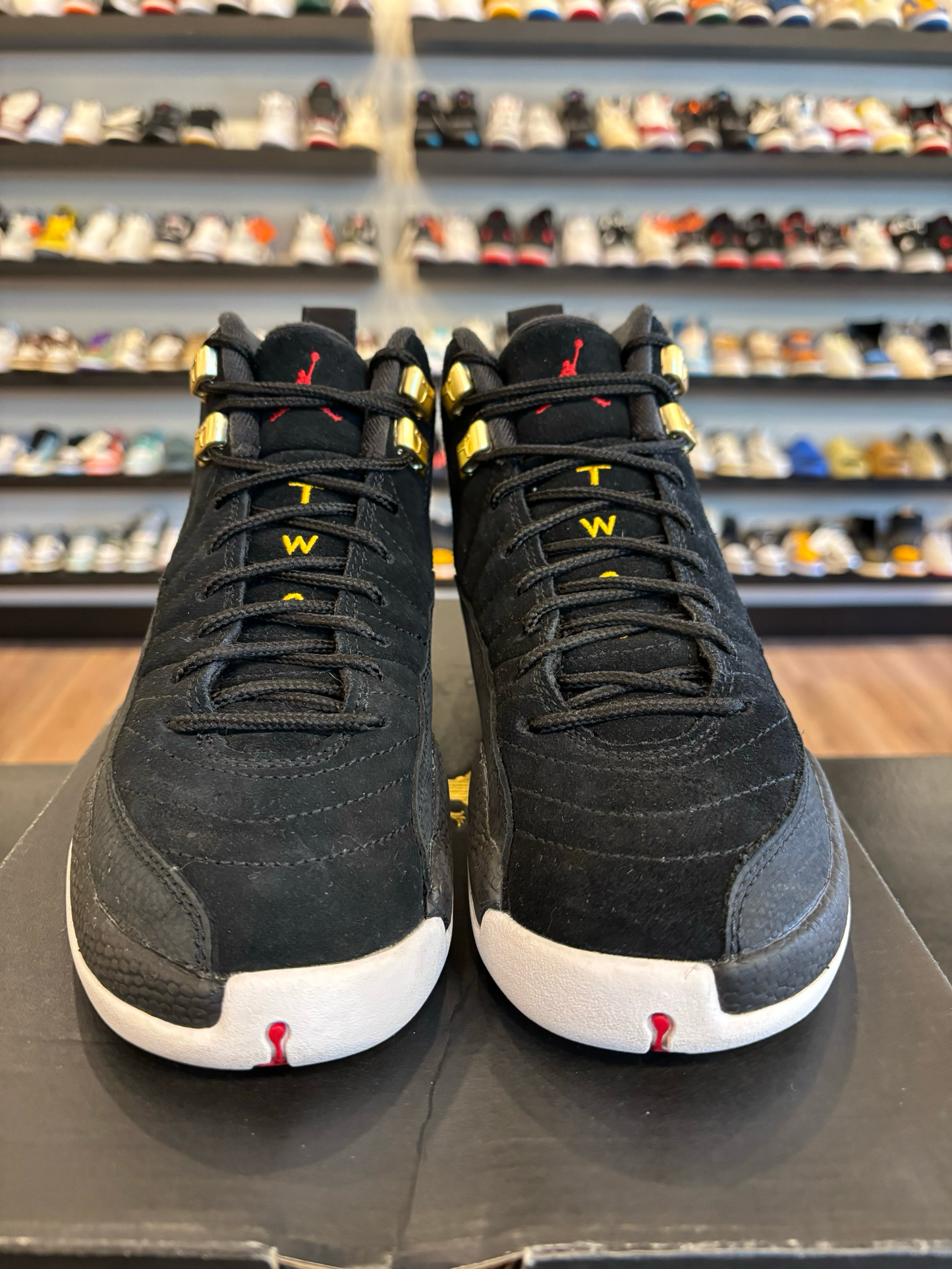 Jordan 12 Reverse Taxi Size 4Y (5.5W) Pre-Owned