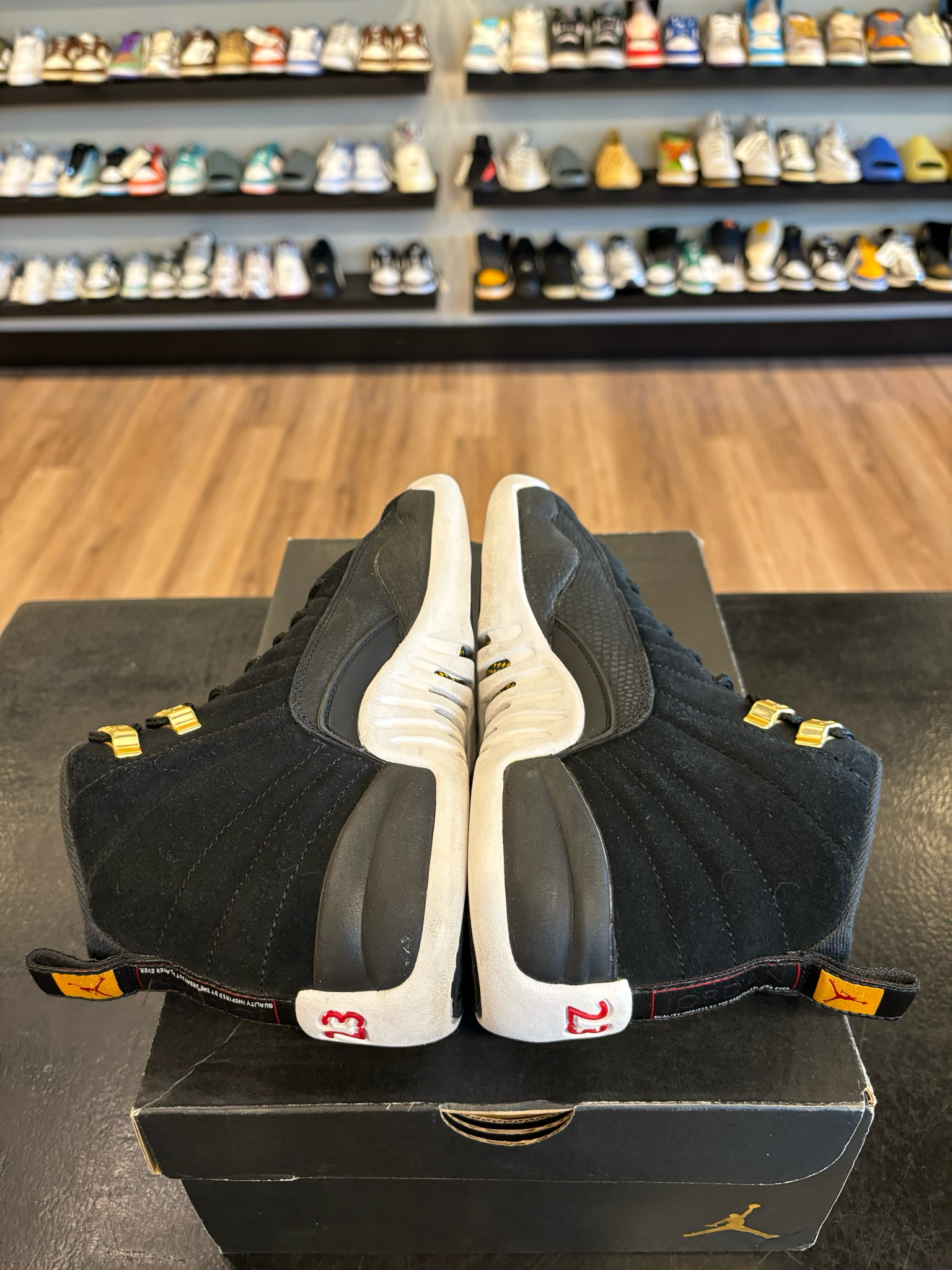 Jordan 12 Reverse Taxi Size 4Y (5.5W) Pre-Owned