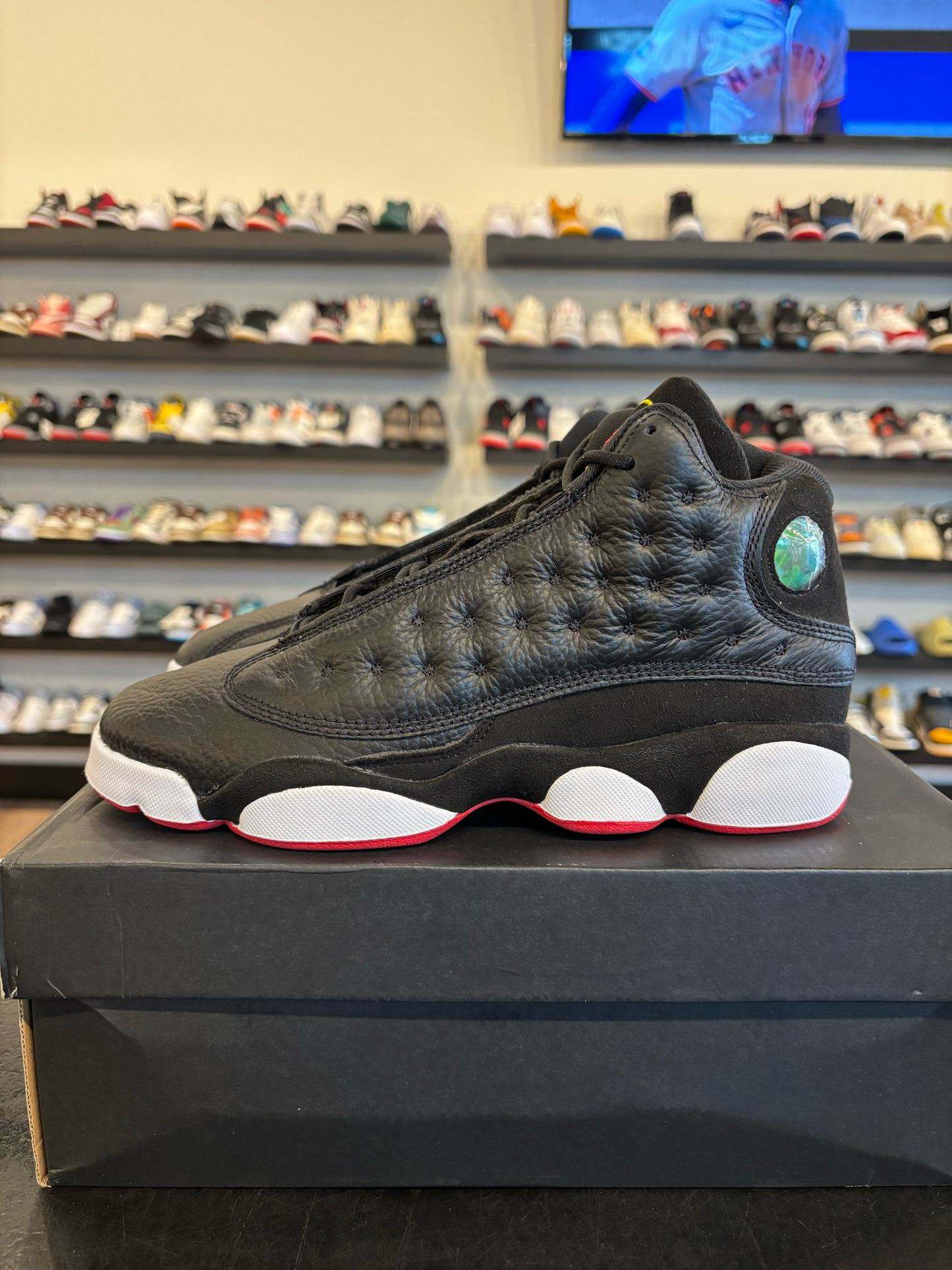 Jordan 13 Playoff Size 7Y (8.5W) Pre-Owned