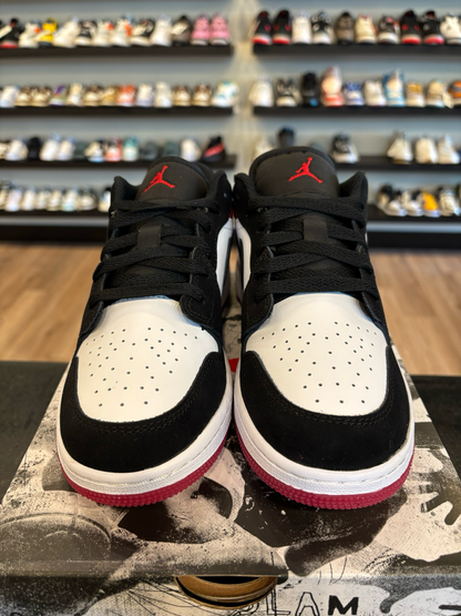 Jordan 1 Low Black Toe 2025 Size 6Y (7.5W) Brand New