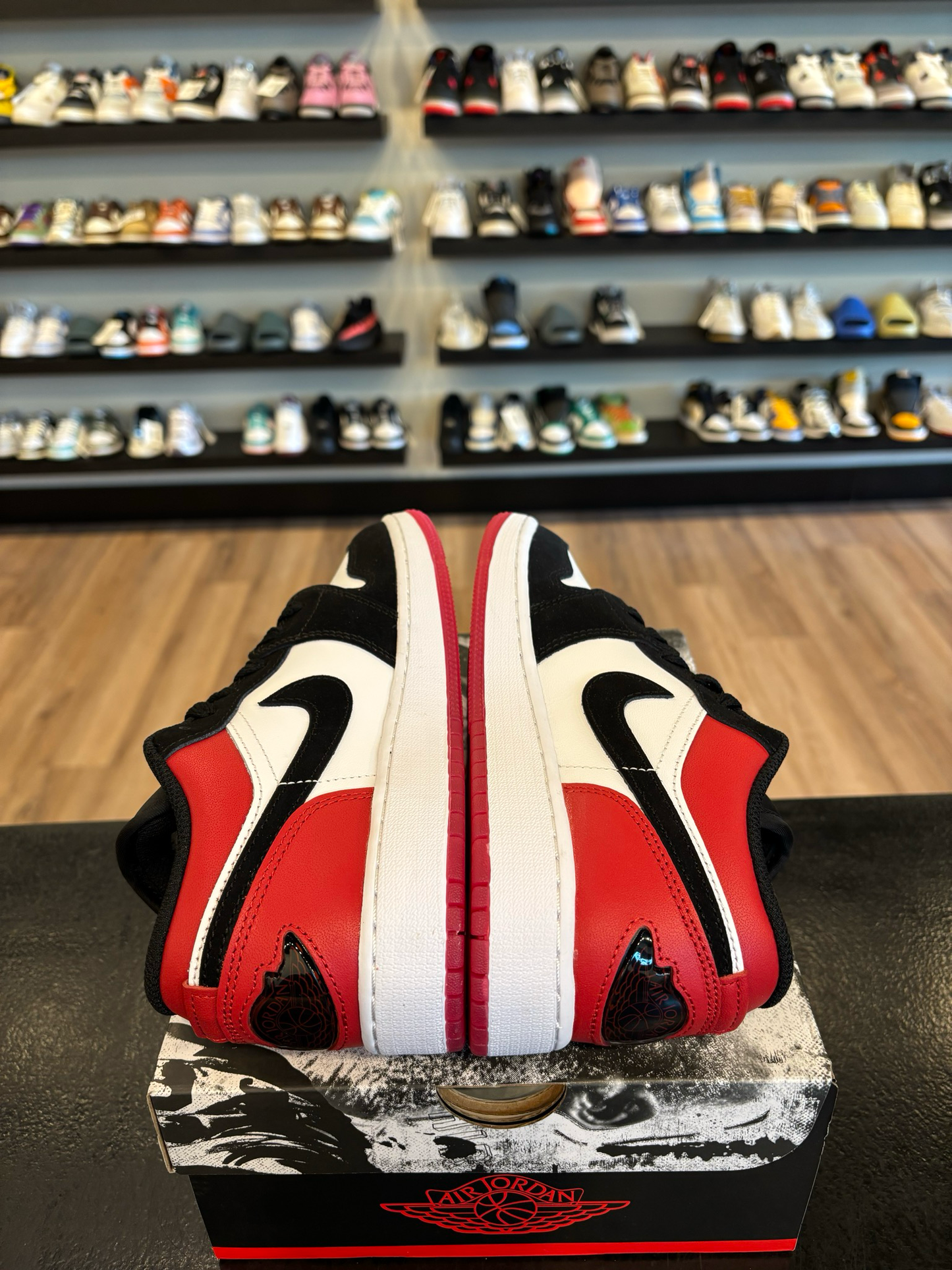 Jordan 1 Low Black Toe 2025 Size 6Y (7.5W) Brand New