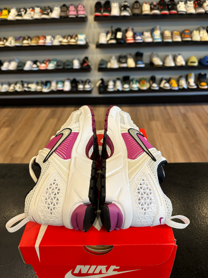 Nike Vomero 5 Fuchsia Size 5Y (6.5W) Brand New