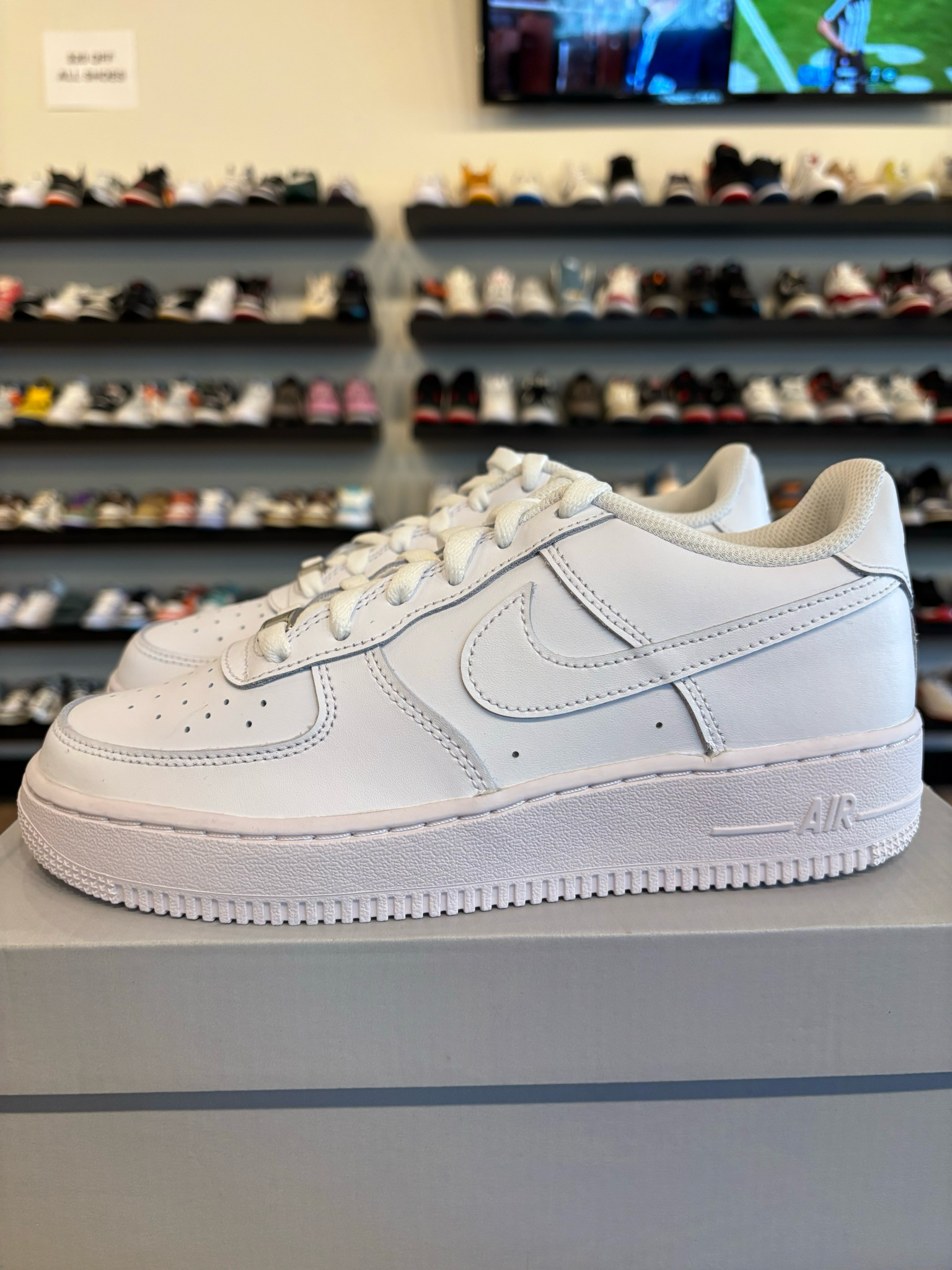 Nike Air Force 1 Low Triple White Size 6Y (7.5W) Brand New