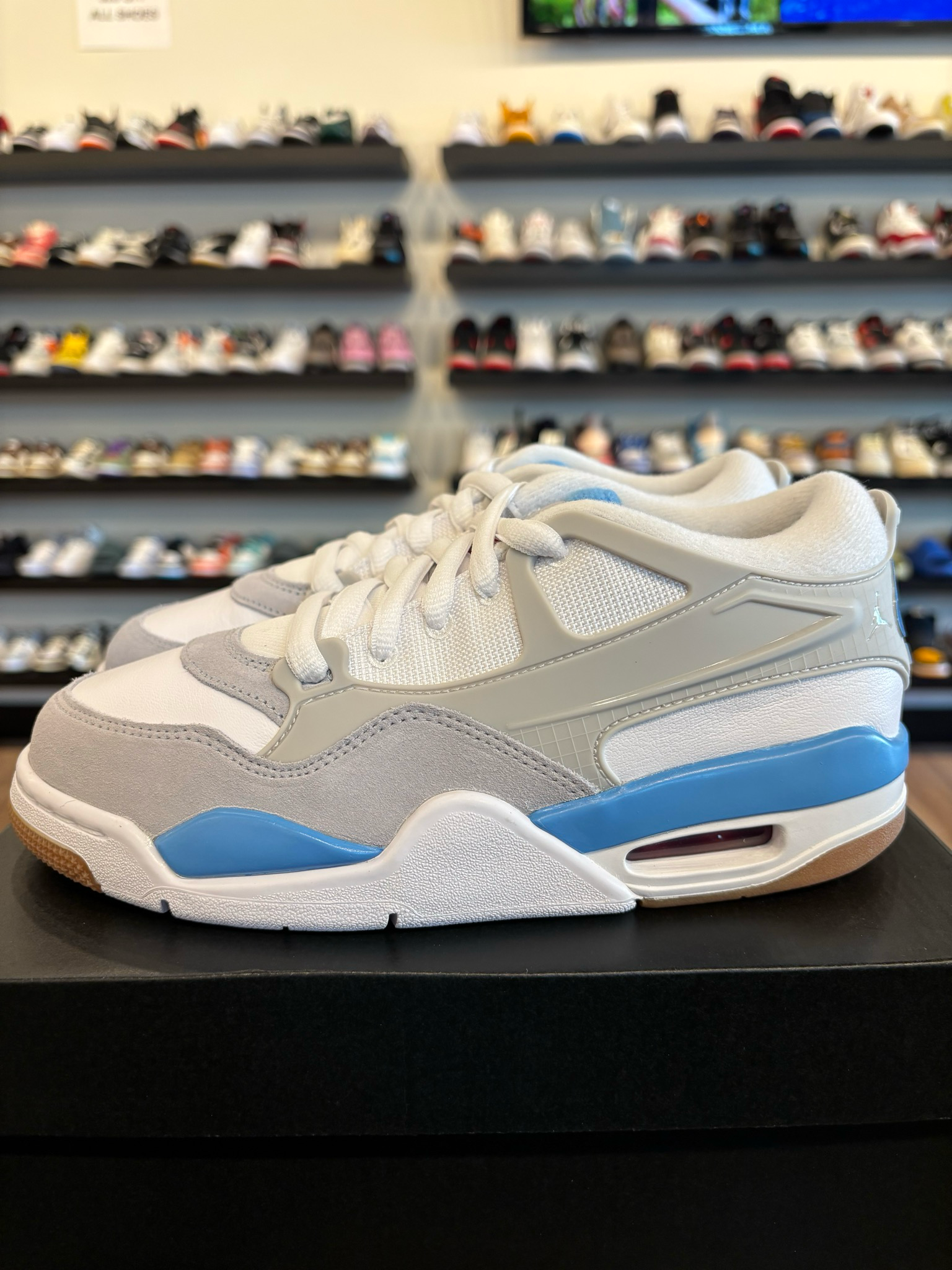 Jordan 4 RM UNC Size 5Y (6.5W) Brand New