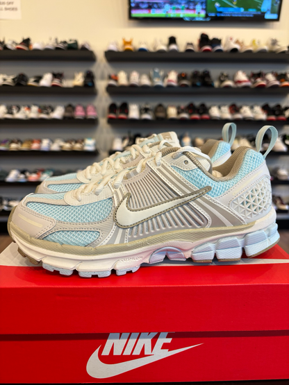Nike Vomero 5 Glacier Blue Size 5.5Y (7W) Brand New