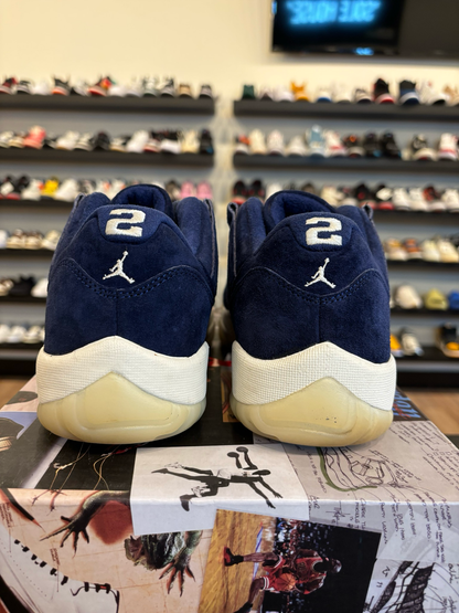 Jordan 11 Low Derek Jeter Size 10 Pre-Owned