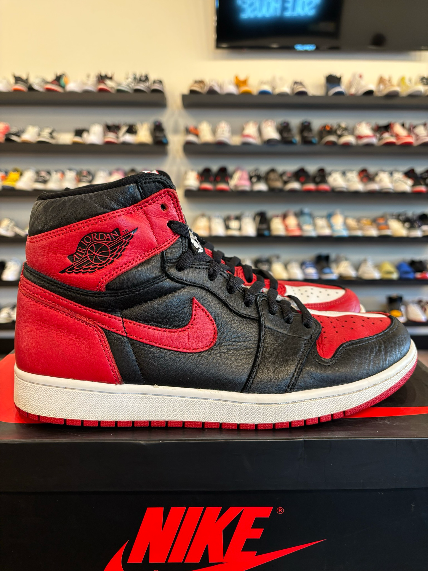 Jordan 1 Homage To Home Size 10 Pre-Owned