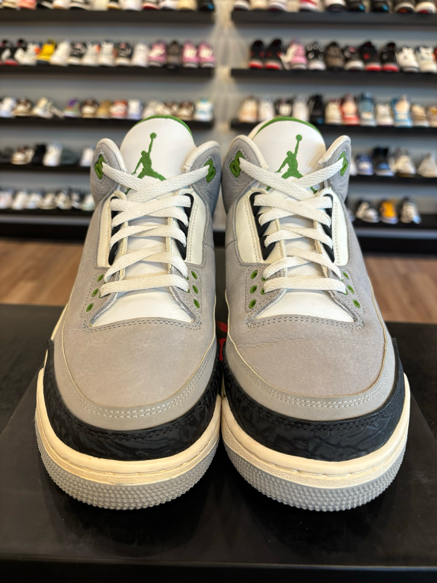 Jordan 3 Chlorophyll Size 10 Pre-Owned