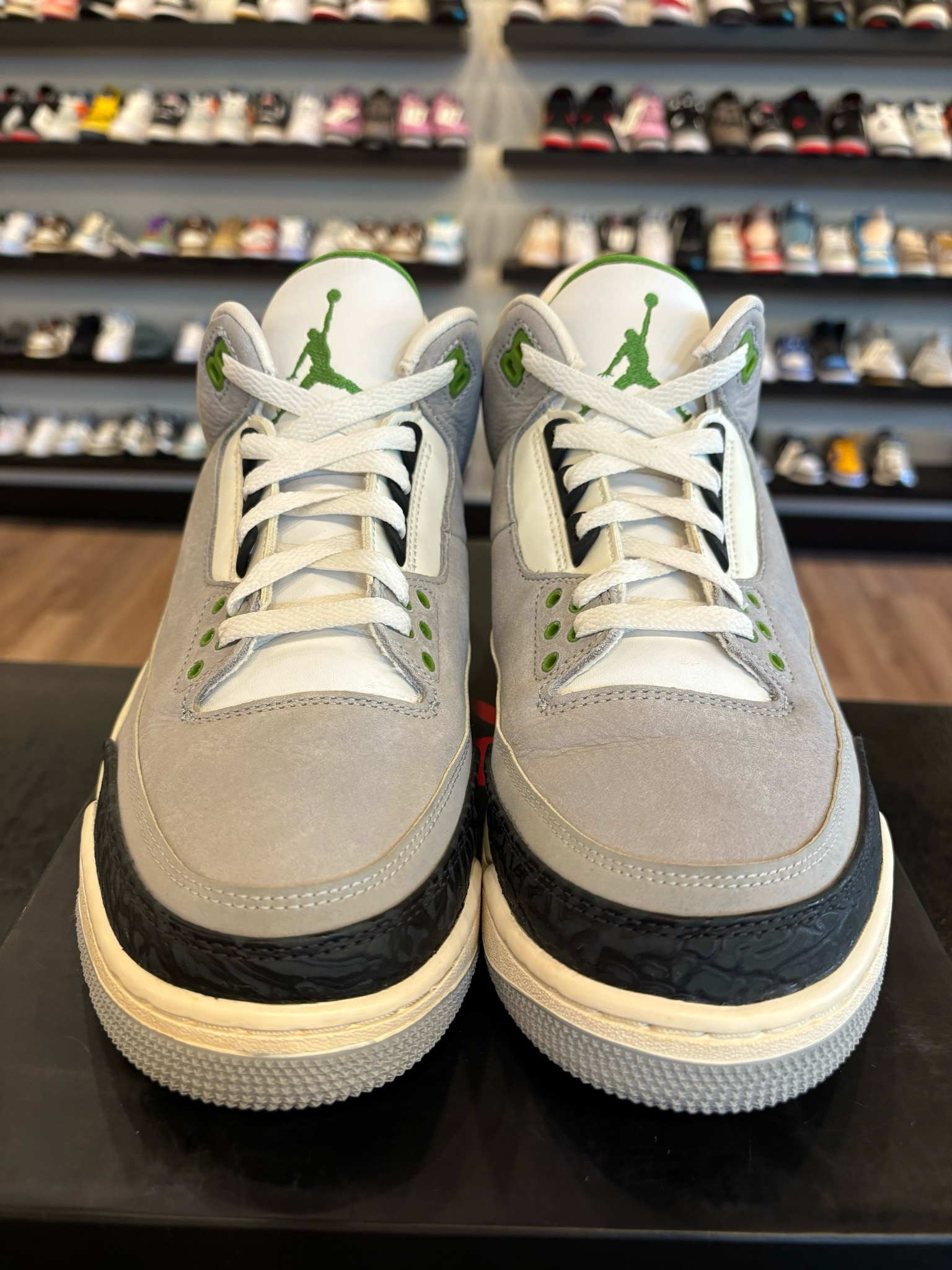 Jordan 3 Chlorophyll Size 10 Pre-Owned