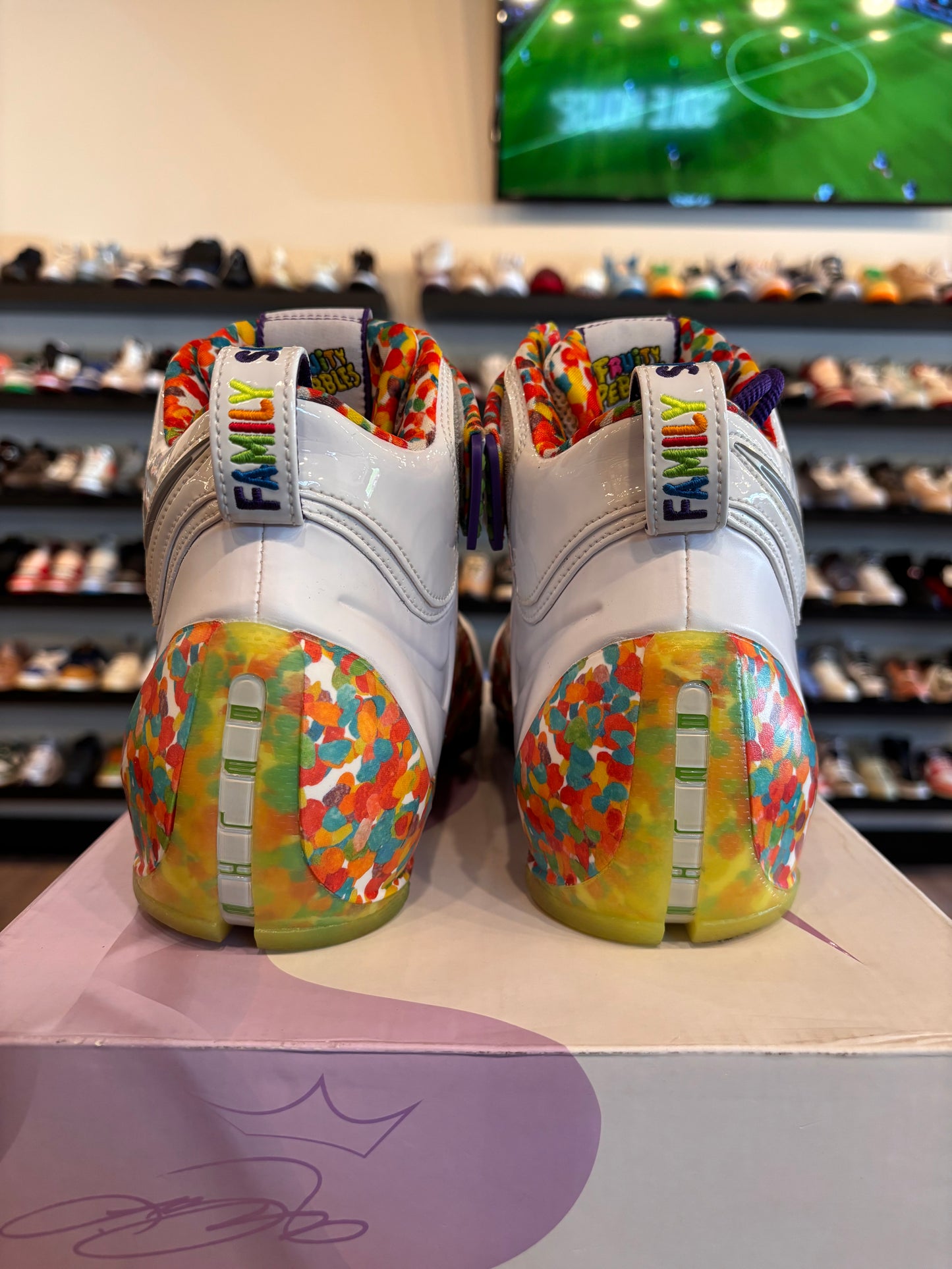 Nike Lebron 4 Fruity Pebble 2024 Size 10.5 Pre-Owned
