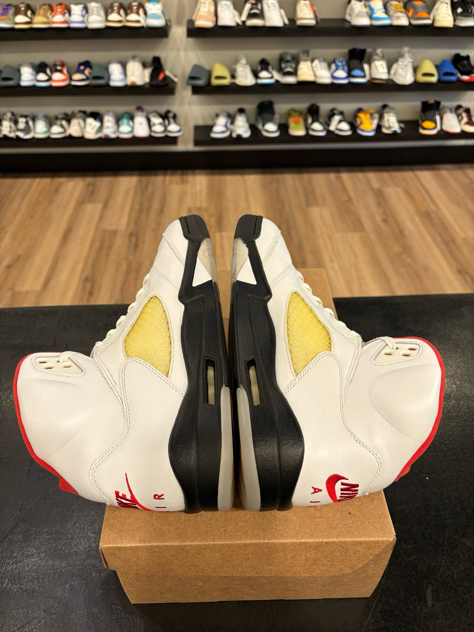 Jordan 5 Fire Red 2020 Size 11 Pre-Owned (No Box)