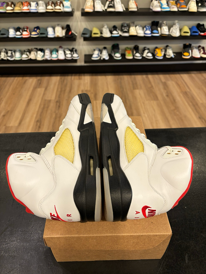 Jordan 5 Fire Red 2020 Size 11 Pre-Owned (No Box)