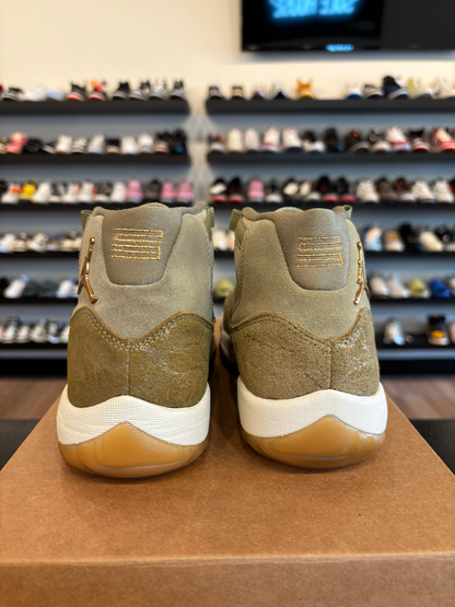 Jordan 11 Neutral Olive Size 6Y (7.5W) Pre-Owned (No Box) (A)